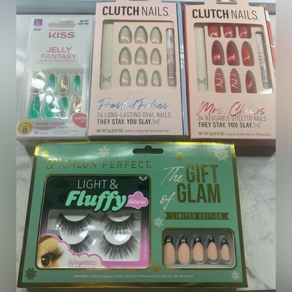 New Press-On Nails Bundle of 4 Holiday Gift Set Fake Nails Festive - Picture 1 of 6